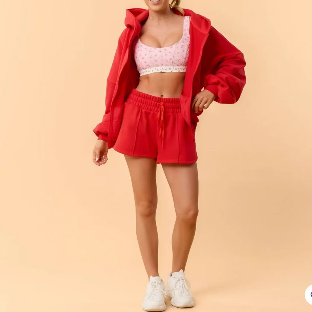 NWT Blogilates Set Women's Marshmallow Full Zip Hooded Sweatshirt & Shorts -M - Picture 3 of 12